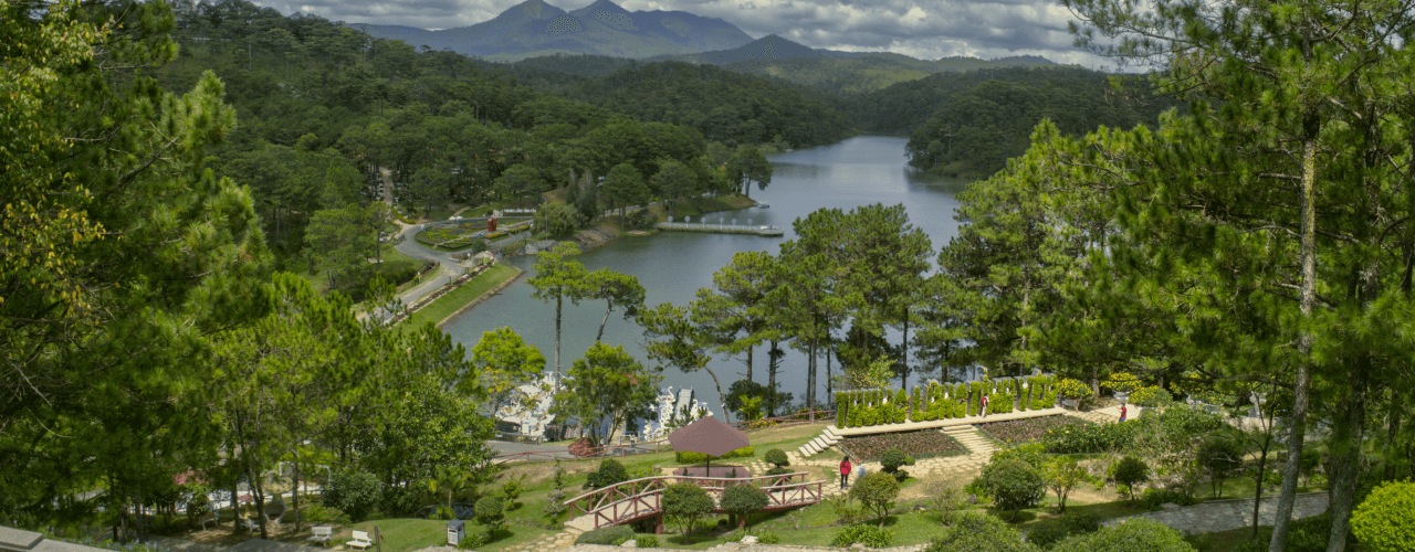 Hồ Tuyền Lâm